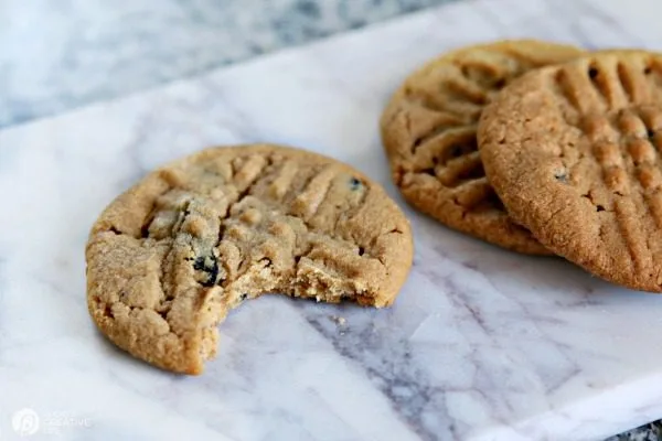 4 Ingredient Peanut Butter Cookie recipe