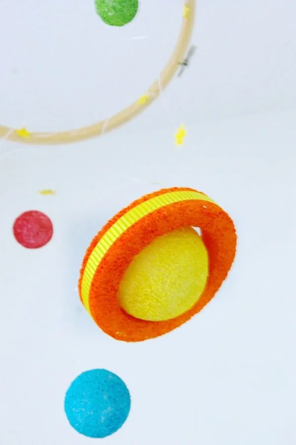 DIY Solar System Kids Craft | Styrofoam Kit | Crafts for Kids | Space Projects for Kids | DIY Space Mobile | TodaysCreativeLife.com