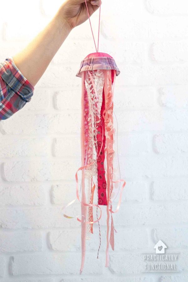 How to Make a Jelly Fish Windsock | DIY Windsock Craft | Kids Crafts | Kid Crafts ideas | Finished Windsock | Practically Functional for TodaysCreativeLife.com
