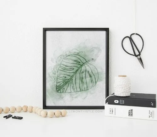 Free Printable Palm Leave Wall Art | Framable wall art | TodaysCreativeLife.com