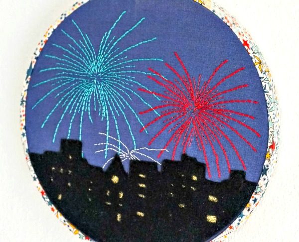 Fireworks Hoop Art | Embroidery Pattern | Fourth of July Crafts | Cricut Craft Ideas | TodaysCreativeLife.com