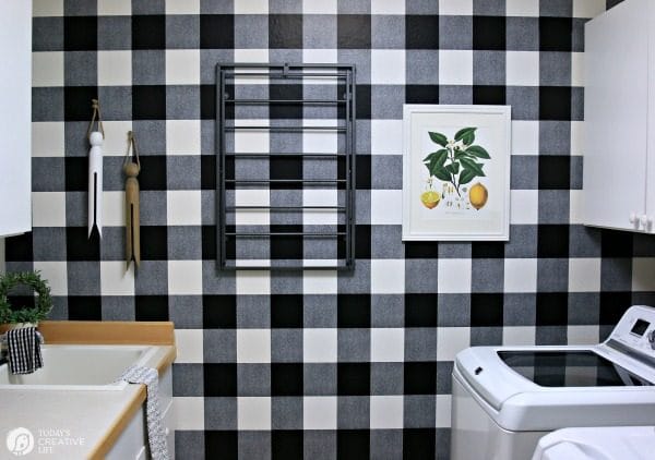 Black and White themed Laundry Room Makeover