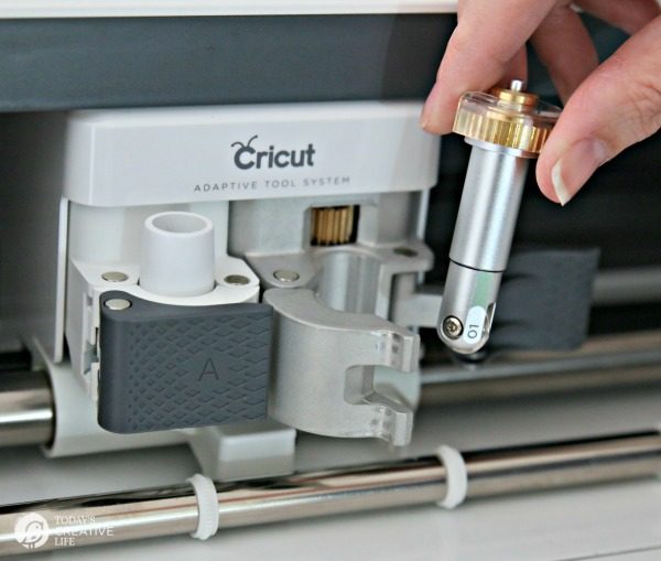 Cricut Scoring Wheel Paper Luminaries | TodaysCreativeLife.com