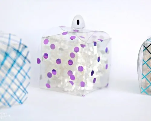 Cricut Scoring Wheel DIY Gift Box | How to make a gift box | Cricut Projects | Scoring Wheel Ideas | TodaysCreativelife.com