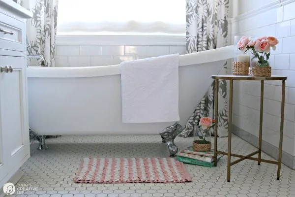 Bathroom Refresh Decorating ideas. TodaysCreativeLife.com