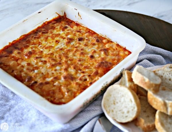 Hot Buffalo Chicken Dip Recipe | Easy dip | TodaysCreativeLife.com