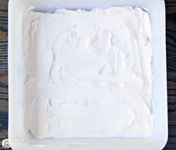 Hot Buffalo Chicken Dip - Layer One Cream Cheese | TodaysCreativelife.com