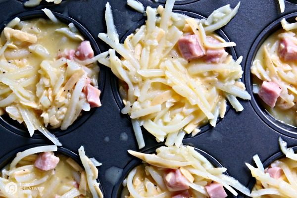 Hash Brown Ham and Cheese Egg Cups | TodaysCreativeLife.com