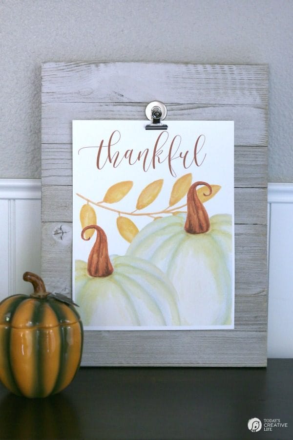 Decorate for Fall with Free Pumpkin Printable Wall Art