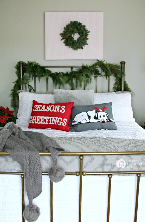 Holiday Guest Room Makeover | TodaysCreativeLife.com