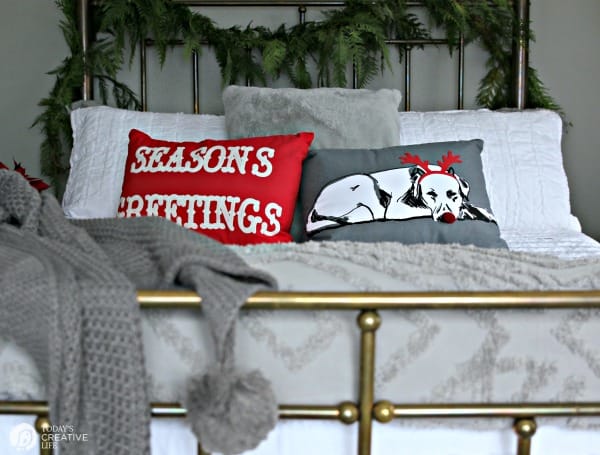 Guest Bedroom Holiday Makeover | Christmas Bedroom Ideas | TodaysCreativeLife.com