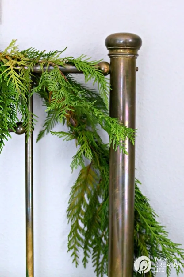 How to keep Garland Fresh (cedar garland)