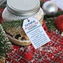 Cookie mix in a jar gift | Oatmeal Cookie Mix and Recipe | Free printable Tag | TodaysCreativeLife.com