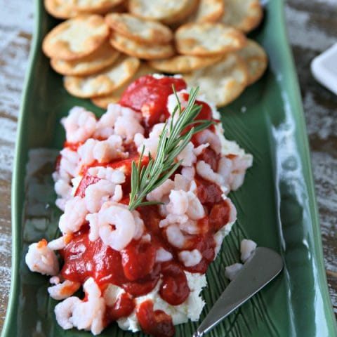 Cream Cheese Cocktail Sauce Shrimp Dip | Easy Appetizer Ideas and Recipes | TodaysCreativeLIfe.com