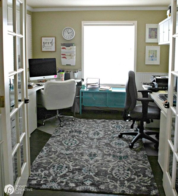 Office Makeover BEFORE | See the after at TodaysCreativeLife.com