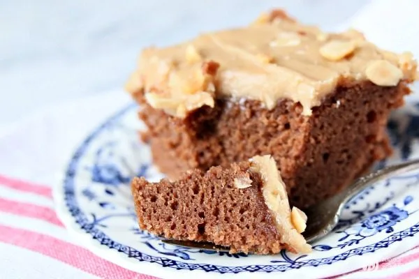 Chocolate Peanut Butter Sheet Cake Recipe | Made from Scratch | Peanut Butter Frosting | TodaysCreativeLife.com Chocolate Peanut Butter Sheet Cake Recipe | Made from Scratch | TodaysCreativeLife.com