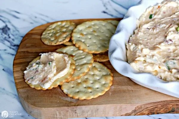 Easy Appetizer Recipes | Cream Cheese Spread | TodaysCreativeLife.com