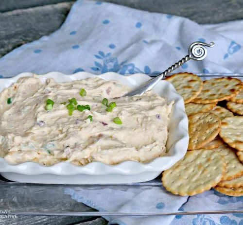 Garlic Onion Party Dip | TodaysCreativeLife.com