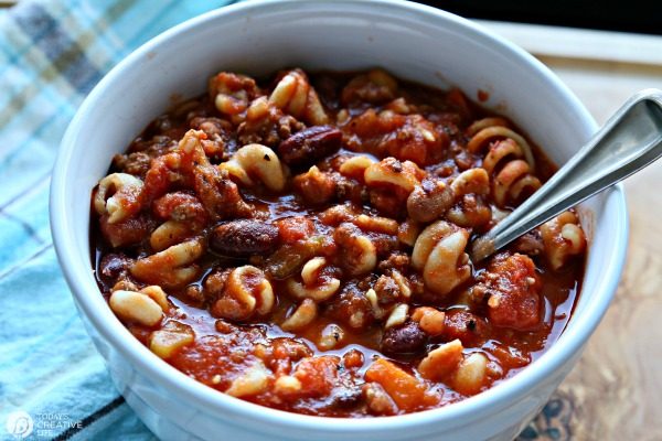 Slow Cooker Pasta Fagioli Soup Recipe | TodaysCreativeLife.com