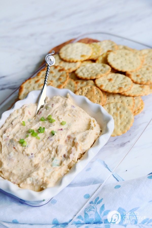Garlic Onion Cream Cheese Spread with Apricot Preserves | Sweet and Savory appetizer recipes | TodaysCreativeLife.com