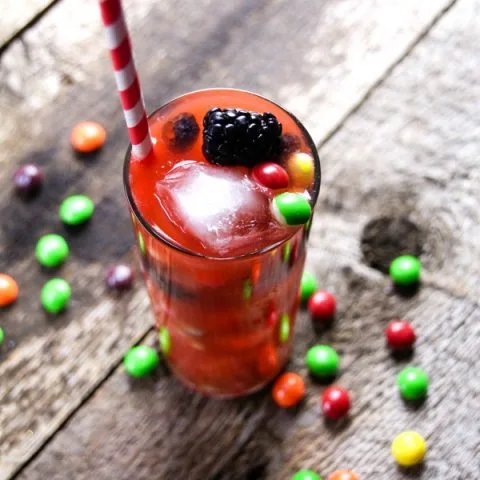 Taste the Rainbow Cocktail | Fruity Drink perfect for spring, summer or St. Patricks Day | TodaysCreativeLife.com