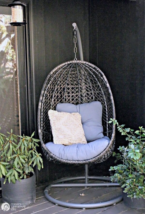 Hanging egg chair discount spring