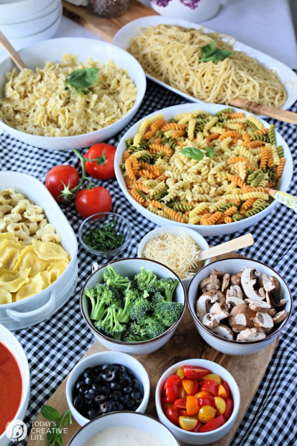 How to Host a Pasta Party Buffet | Large Crowd Party ideas | TodaysCreativeLife.com