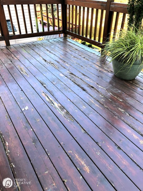 Dry Rot Wood Deck | TodaysCreativeLife.com