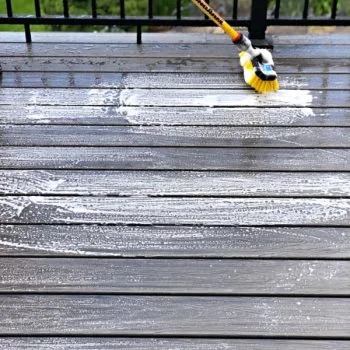 How to Wash a Composite Deck | TodaysCreativeLife.com