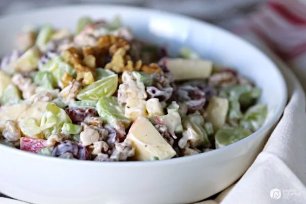 Traditional Waldorf Salad Recipe | TodaysCreativeLife.com