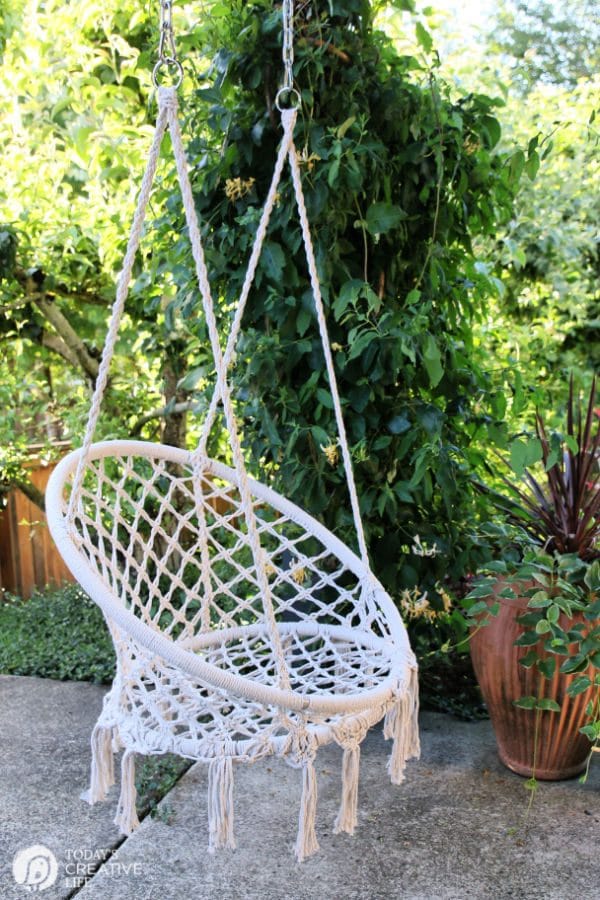 Macrame Rope hanging chair | todayscreativelife.com