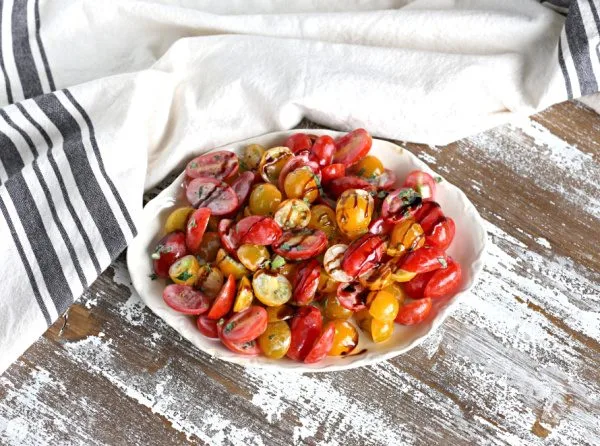 Tomato Salad Recipe | Add cucumbers if wanted | TodaysCreativeLife.com