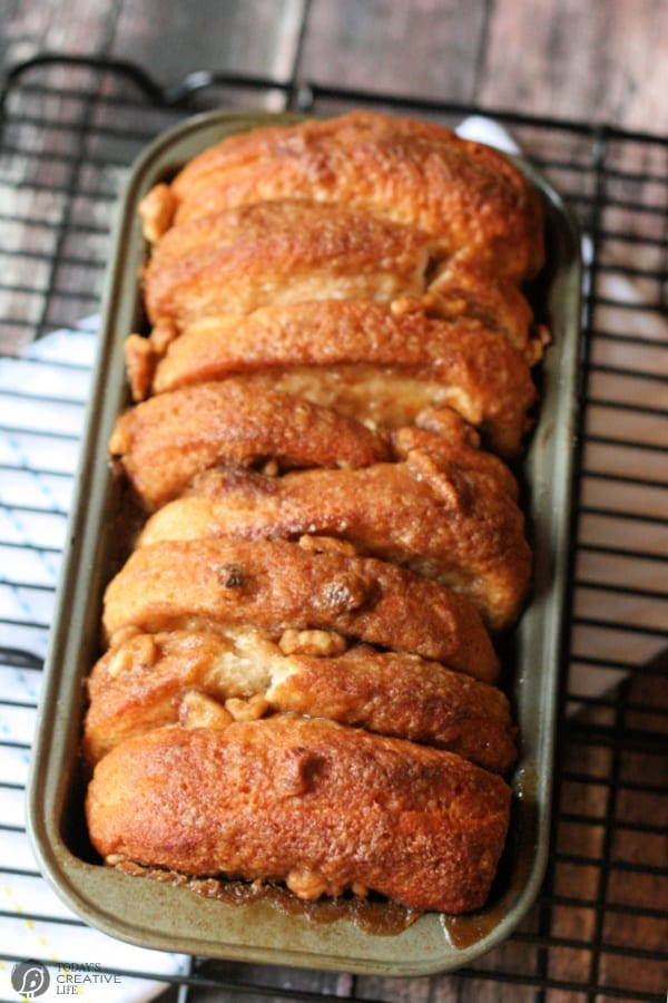 golden brown loaf of pull apart bread.