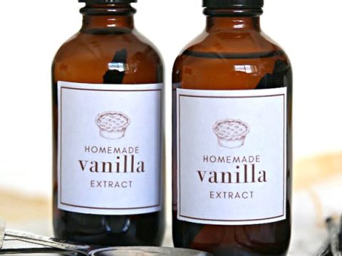 Kraft Homemade Vanilla Extract Label for 4 oz Boston Round Bottles and  Larger - Finest Quality - 2 x 2.625 - Handmade by Conquest of Happiness 