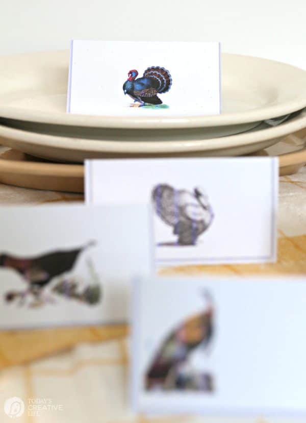 Folded place cards for Thanksgiving Free printables