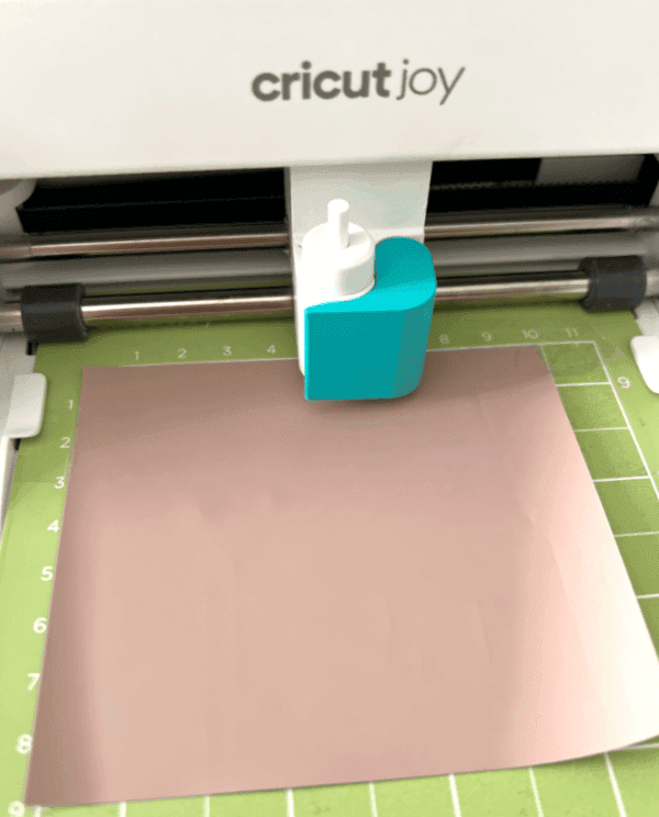 Cricut Joy Cutting a project