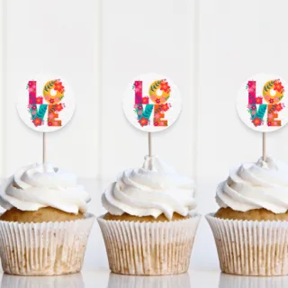 Vanilla cupcakes with LOVE cupcake toppers