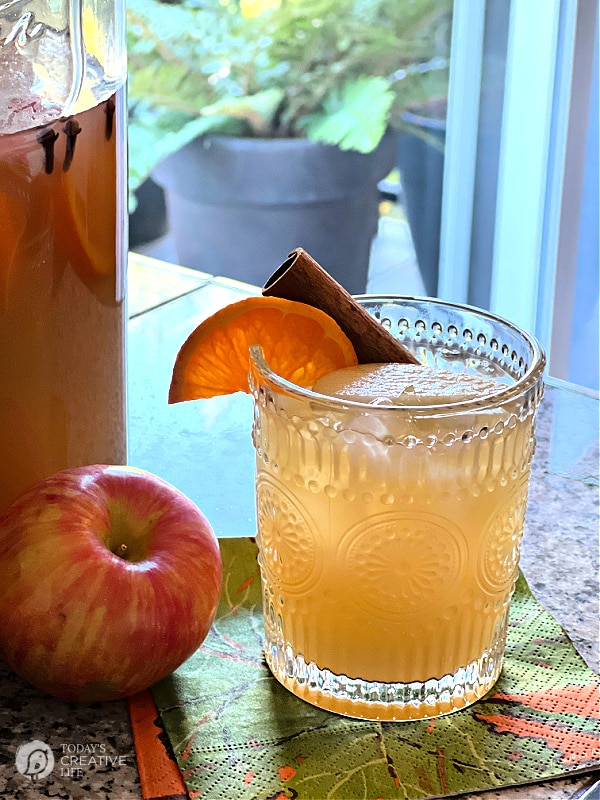 glass of apple cider sangria 