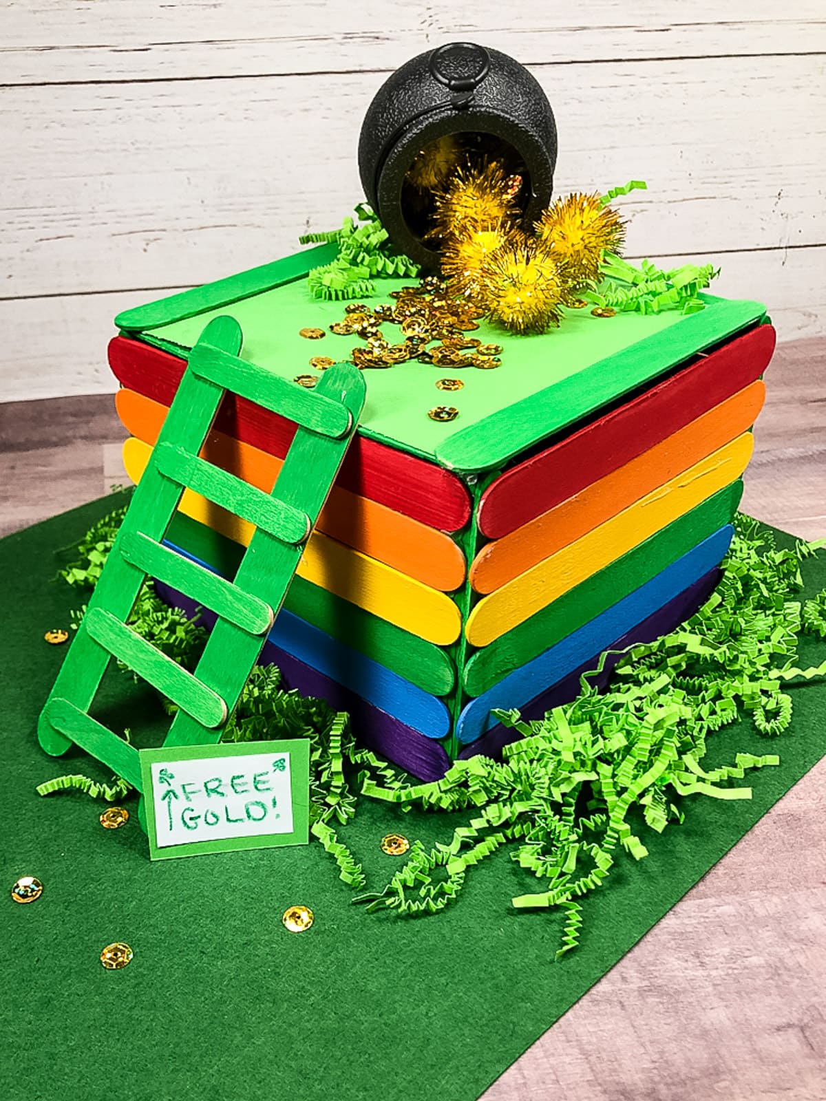 Lollipop Sticks Leprechaun Trap