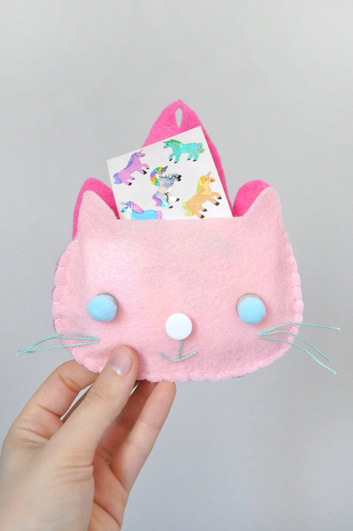 DIY Felt Kitten Clutches